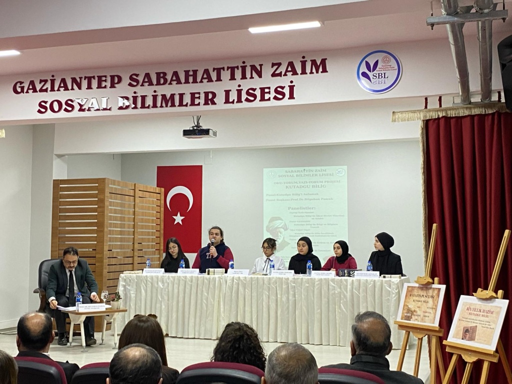 KUTADGU BİLİG OKUMALARI KAPSAMINDA OKULUMZDA PANEL DÜZENLEDİK TOBB